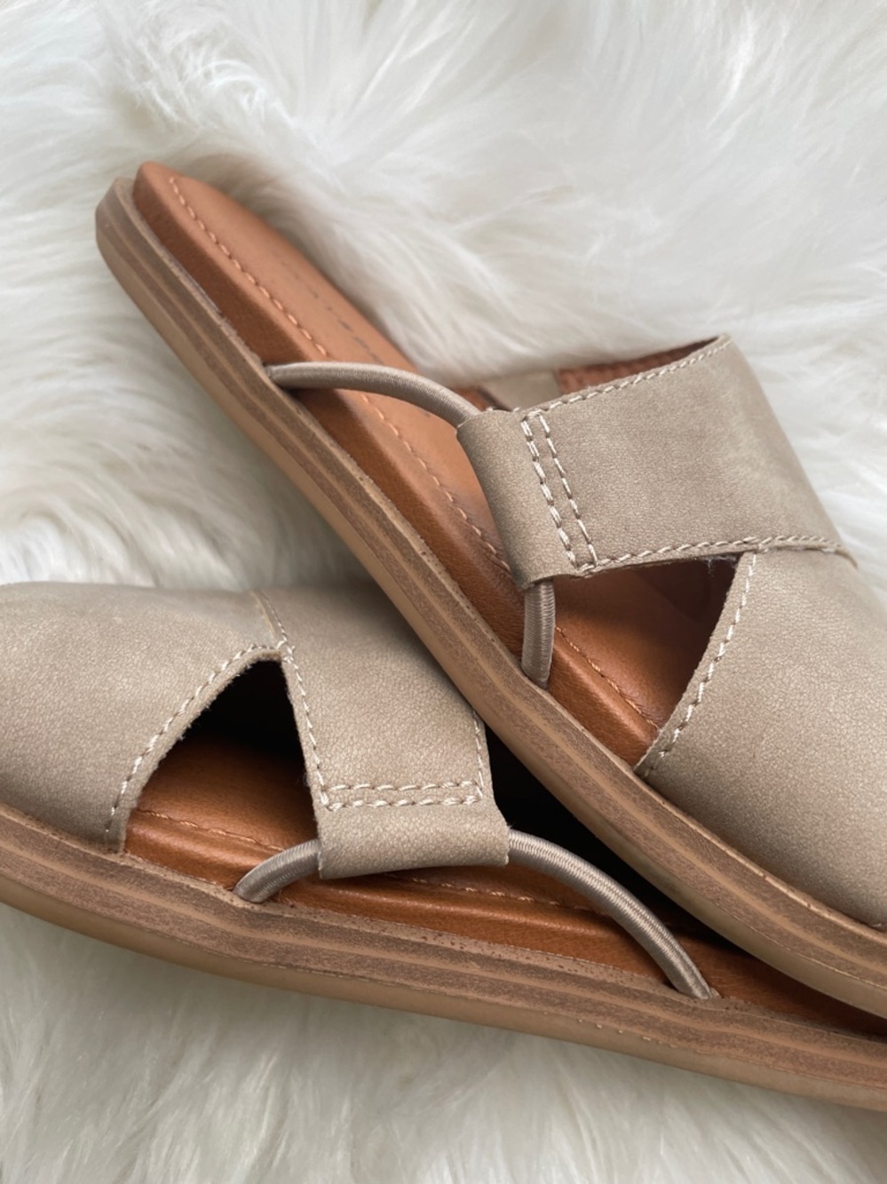 Lucky Brand NWOT Sandals - Picture 7 of 8